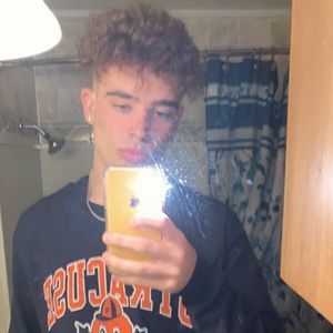 Meet your Posher, Alex